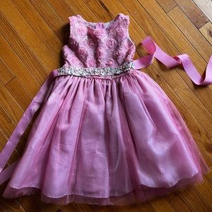 Toddler size 4 pageant dress wore once